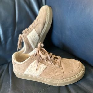 Dr Scholls Original Collection Faux Fur Suede Shoes NEW Size 39 (Women’s 8)